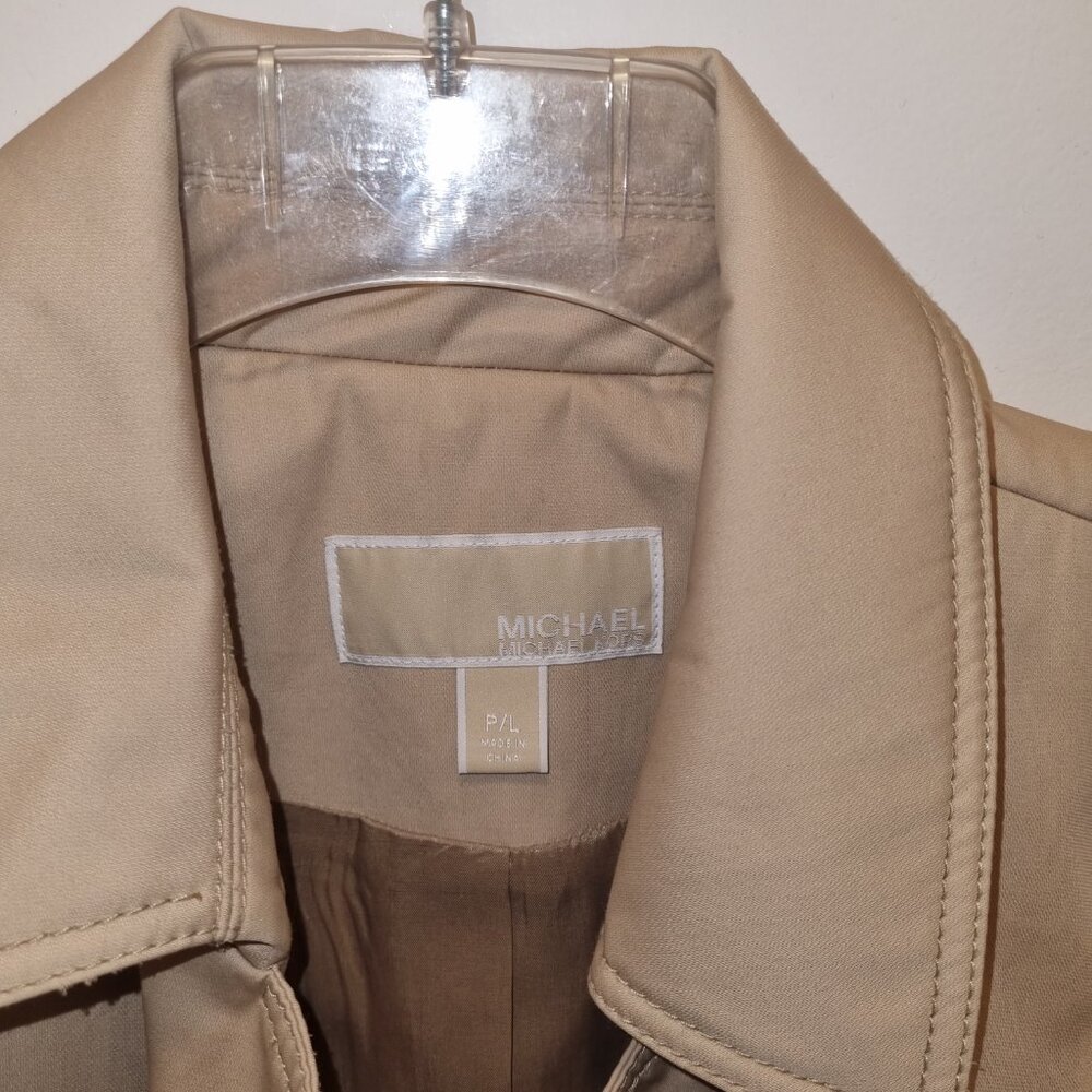 Michael Kors Belted Front-zip Trench Coat - Picture 3 of 5
